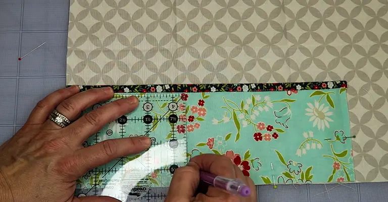 How to Make a Knitting Needle Case 28
