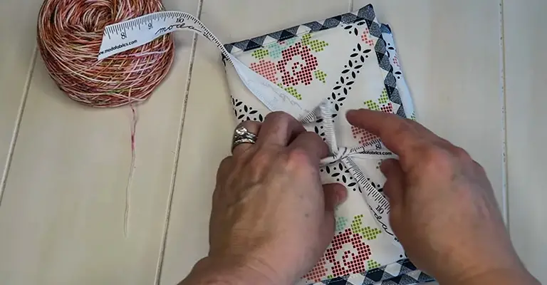 How to Make a Knitting Needle Case 43