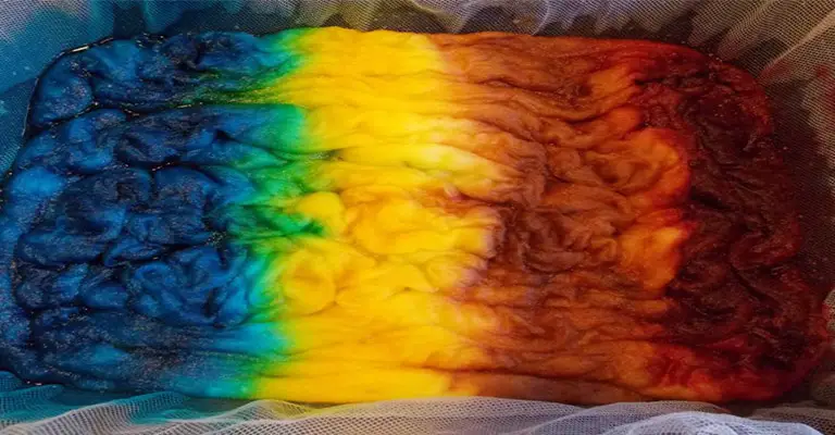 How to Dye Wool Roving