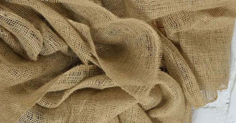 How to Keep Burlap from Shedding